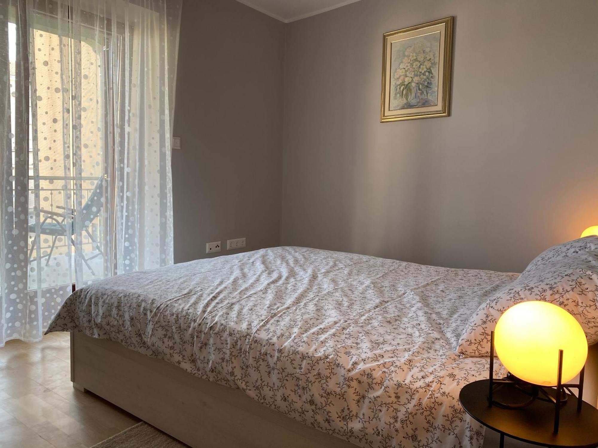 House Apartment *