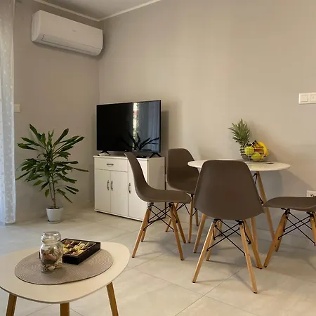 Green House Apartments Novi Vinodolski Room photo